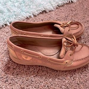 sperries from sperry, size 9, tan with flowers